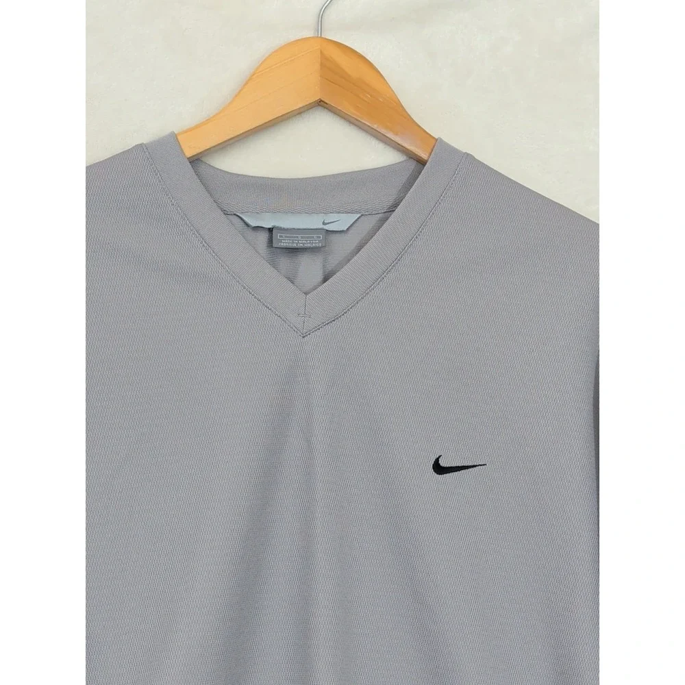 Nike Long Sleeve Shirt‎ Mens L Gray Black Stripes Athletic Athleisure Y2K Active